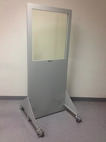 X-Ray Control Screen Barriers (mobile)
